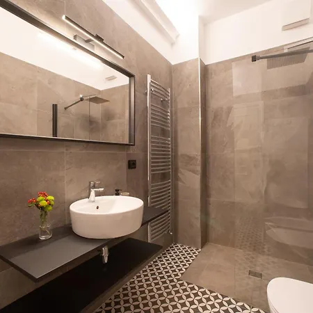 Porta Apartment Como