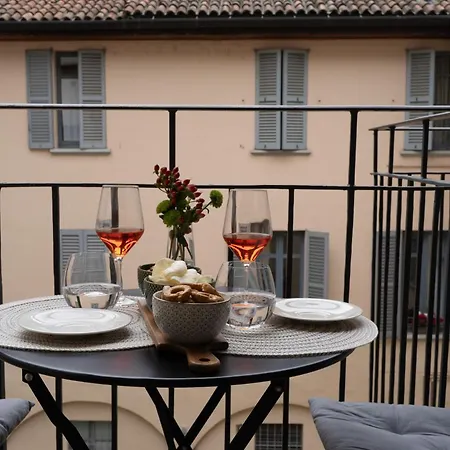 Porta Apartment Como